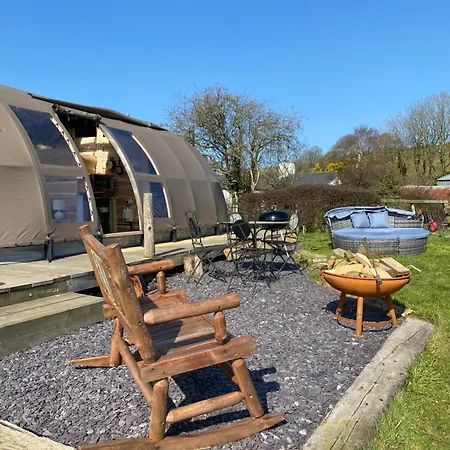 Hoot Hotel Abergele Exterior photo